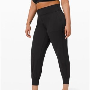 Lululemon Align Jogger “28